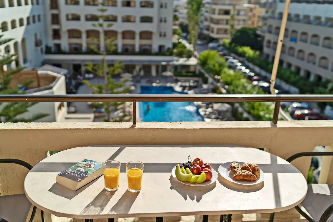 Sol & Mare - Beach Front Rethymno  0*, Rethymno (Crete) Greece